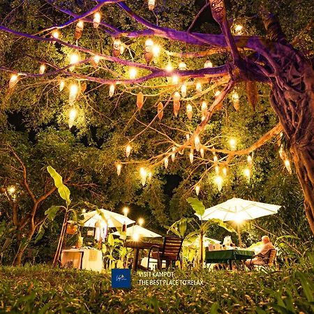 Devi Kampot Resort At Phum Kampot Extérieur photo